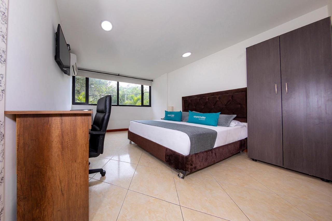 Hotel Ayenda Palo Alto Medellín Extérieur photo